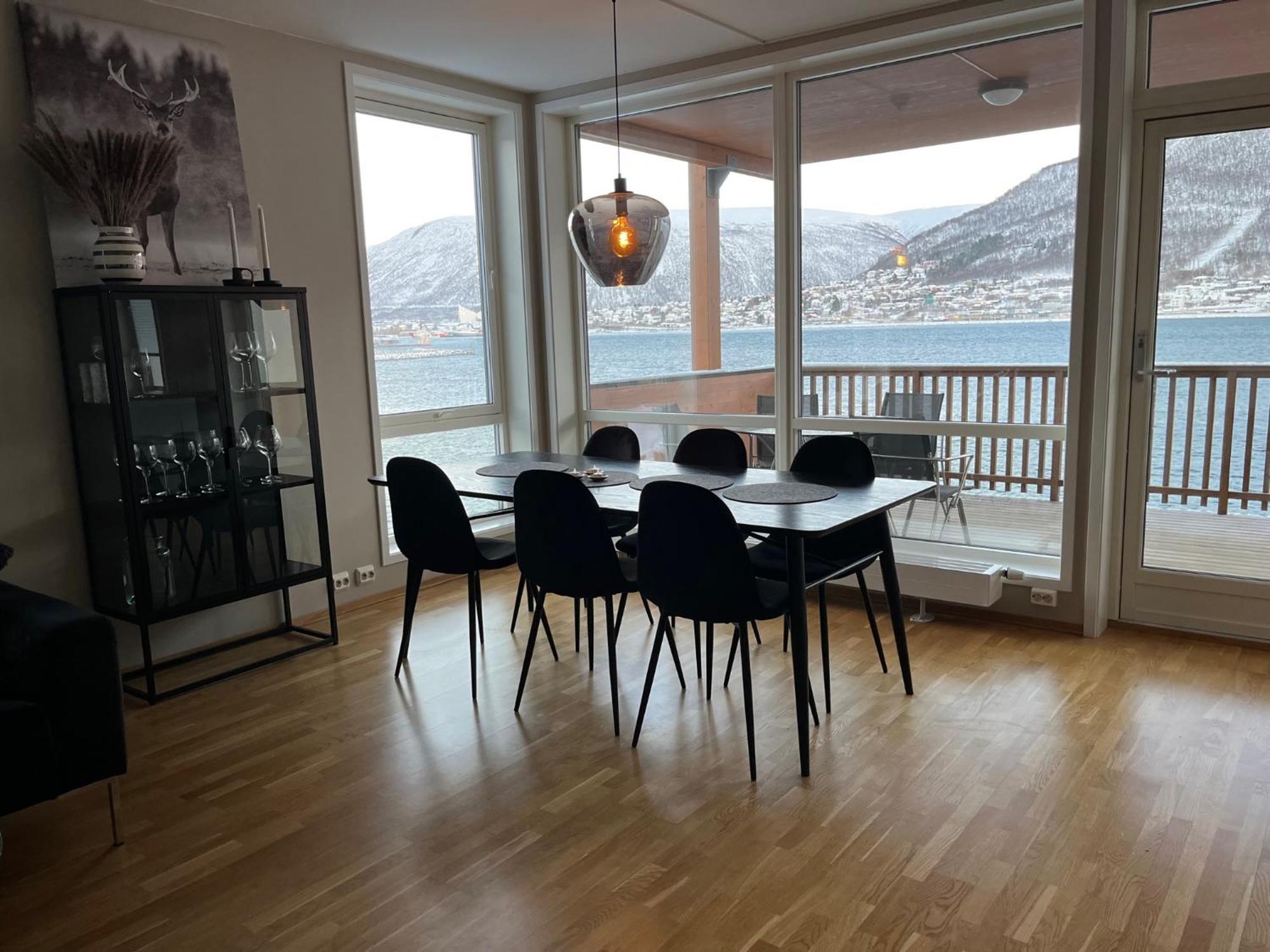 Seaside City Appartment Тромсё Экстерьер фото